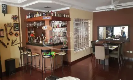Casa para venda no Palmares, 3 dormitorios sendo 2 suites, piscina, 4 vagas em 250 m2 de area total