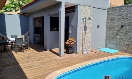 Casa para venda no Jardim Paulistano em ótima localização, 3 dormitorios sendo 1 suite, 4 banheiros, quintal com edícula em 300 m2 de area total