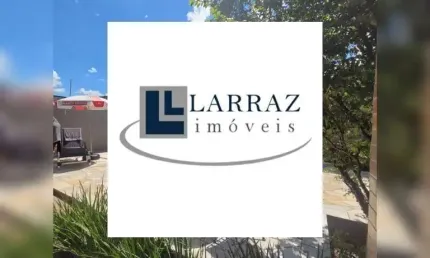 Lindo sobrado para venda no Residencial Florida, próximo a FAAP, 3 dormitorios sendo 1 suite, varanda gourmet , piscina em 210 m2 de área construída