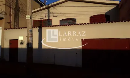 Casa para venda no ipiranga,  3 dormitórios com 220 m2 de área construída, ótima localização, ideal para ponto comercial