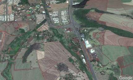Area para venda com 55.000 m2 em frente a Anhanguera km 303 na saída de Ribeirão Preto em frente ao posto Bandeirantes