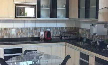 Lindo sobrado para venda na Vila Virginia, otima localização, proxima da Monteiro Lobato e Pio XII, 3 dormitorios 1 suite, terraço gourmet em 242 m² c