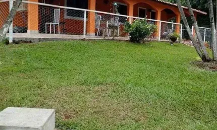 Excelente chacara para venda em Sao Simao, em 23.000 m2 de area total, completa, dentro da cidade. linda casa sede e muitas benfeitorias