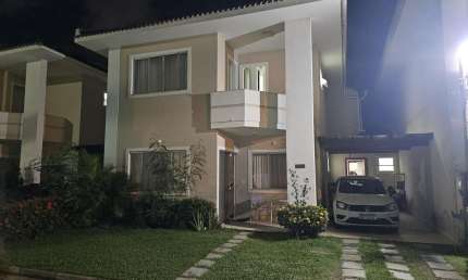 Casa em Condomínio para Venda em Lauro de Freitas, Buraquinho, 4 dormitórios, 3 suítes, 5 banheiros, 2 vagas