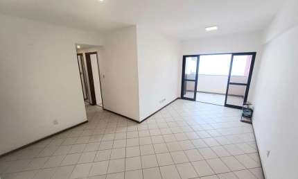 Apartamento para Venda em Salvador, Pituba, 3 dormitórios, 1 suíte, 3 banheiros, 2 vagas
