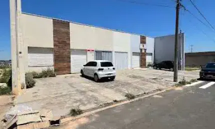 Salão Misto com sobrado no fundo de 2 dormitórios à venda, 198 m² por R$ 850.000 - Colibris - Indaiatuba/SP