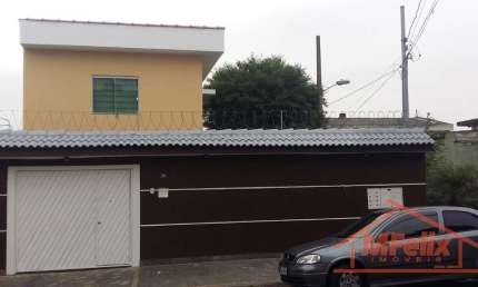 Sobrado de 260m² com 3 dormitórios e suíte à venda no Jardim Monte Carmelo, Guarulhos por R$700.000