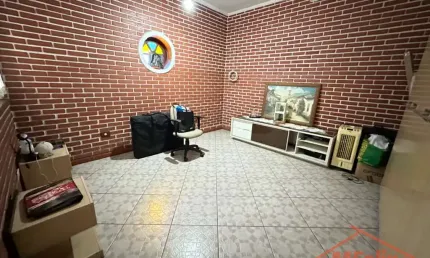 Sobrado de 250m² em Jardim Iporanga, Guarulhos - 3 Dormitórios, 2 Suítes, 3 Banheiros por R$550.000 para venda
