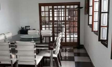 Casa com 3 quartos à venda na Rua Roberto, 323, Jardim Santa Mena, Guarulhos