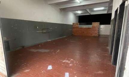 Ponto comercial para alugar na Rua Alice Cipriano Silva, 22, Jardim Cocaia, Guarulhos
