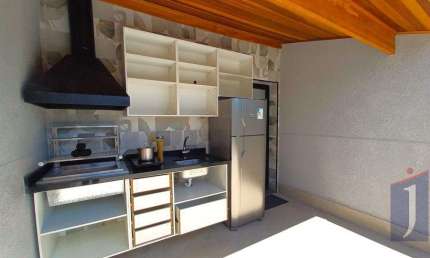 Casa moderna no Jardim da Glória - SP com 160m² de área útil, 4 dormitórios, 3 suítes e 2vagas por R$1.380.000