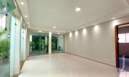 Casa no Jardim da Glória com 271m², 4 dormitórios e 6 vagas por R$ 2.250.000 - Confira!