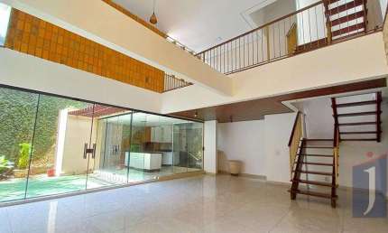 Casa à Venda em Chácara Klabin: 3 Suítes, 280m² por R$2.200.000