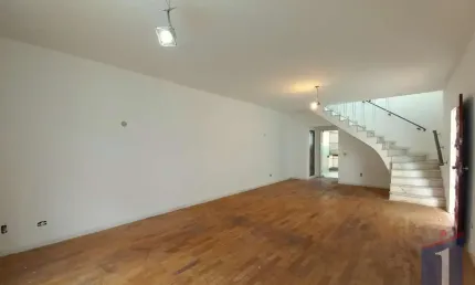 Casa no jardim da glória, 3 dormitórios e 1 suíte por r$1.090.000