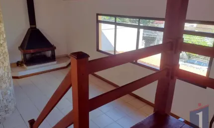 Casa para Locação em Jardim da Glória - 3 Dorms, 5 Banheiros