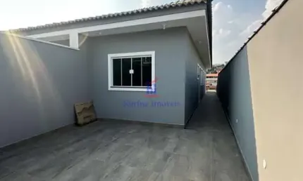 Casa Térrea à Venda em Itaquaquecetuba - 2 Dormitórios, R$550k