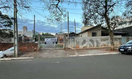 Terreno comercial à venda na Largo Pioneiro José Ignácio da Silva, 180, Zona 06, Maringá por R$ 2.150.000