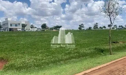 Terreno em condomínio fechado à venda na Estrada Romeirinha, Jardins de Monet Residence, Maringá por R$ 700.000