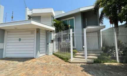 Casa com 4 quartos à venda na Centro, Centro, Mandaguaçu, 649 m2 por R$ 2.200.000