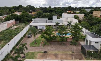 Casa com 3 quartos à venda na Rua Pioneira Maria Fernandes Álvares, Parque Residencial Aeroporto, Maringá, 368 m2 por R$ 2.350.000