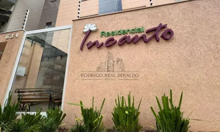 Apartamento com 2 quartos à venda na Rua Campos Sales, Zona 07, Maringá