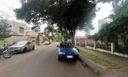Terreno à venda na Rua Fernandes Vieira, Zona 02, Maringá