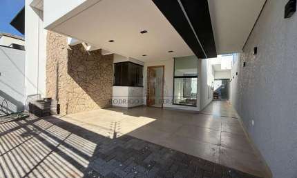Casa com 3 quartos à venda na Rua Sindicalista Antônio Elizeu Deganutti, Bom Jardim, Maringá, 136 m2 por R$ 895.000