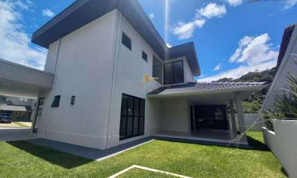 Casa em Condomínio para Venda em Teresópolis, Green Valley, 4 dormitórios, 3 suítes, 4 banheiros, 4 vagas