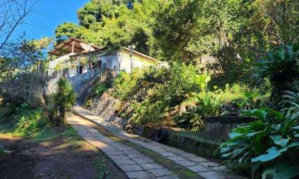 Casa para Venda em Teresópolis, Pessegueiros, 3 dormitórios, 2 banheiros, 4 vagas