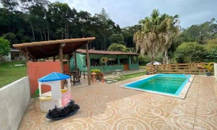 Casa para Venda em Teresópolis, Parque Boa União, 5 dormitórios, 1 suíte, 3 banheiros, 5 vagas