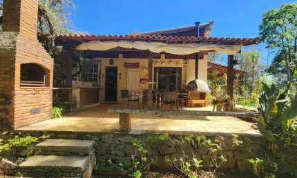 Casa para Venda em Teresópolis, Jardim Salaco, 4 dormitórios, 3 suítes, 4 banheiros, 10 vagas