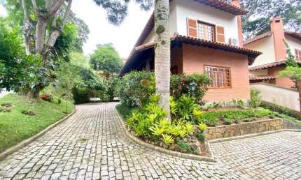 Casa em Condomínio para Venda em Teresópolis, Quebra Frascos, 4 dormitórios, 1 suíte, 4 banheiros, 1 vaga