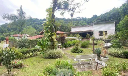 Casa em Condomínio para Venda em Guapimirim, Monte Oliveti, 4 dormitórios, 1 suíte, 3 banheiros, 1 vaga