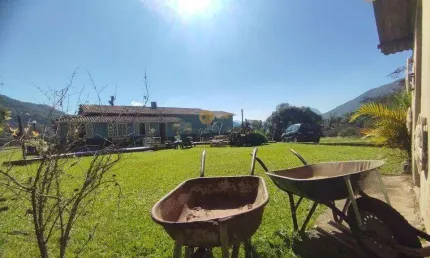 Casa para venda em teresópolis, granja guarani, 6 dormitórios, 1 suíte, 4 banheiros, 1 vaga