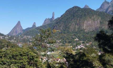 Terreno à venda na Rua Samuel Vieira, 242, Caxangá, Teresópolis