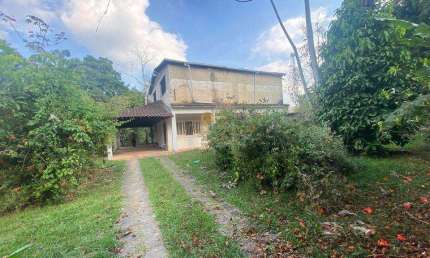 Casa para Venda em Guapimirim, Limoeiro, 2 dormitórios, 1 banheiro, 2 vagas