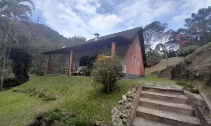 Casa para Venda em Teresópolis, Vargem Grande, 3 dormitórios, 1 suíte, 2 banheiros, 1 vaga