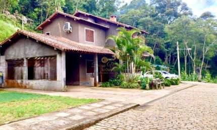 Casa para Venda em Teresópolis, Parque do Imbui, 6 dormitórios, 1 suíte, 4 banheiros, 5 vagas