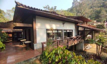 Casa para Venda em Teresópolis, Parque do Ingá, 3 dormitórios, 2 suítes, 3 banheiros, 2 vagas