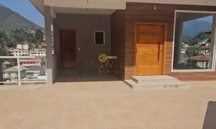Casa para Venda em Teresópolis, Tijuca, 3 dormitórios, 3 suítes, 3 banheiros, 3 vagas