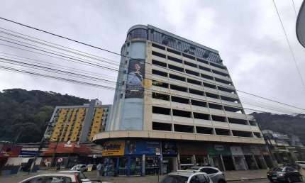 Garagem para alugar na Rua Francisco Sá, 330, Várzea, Teresópolis