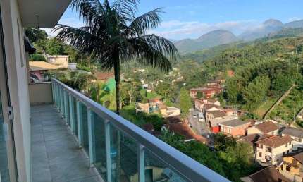 Casa para Venda em Petrópolis, Valparaíso, 3 dormitórios, 2 suítes, 3 banheiros, 2 vagas