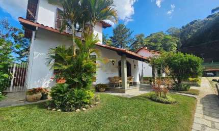 Casa em Condomínio para Venda em Teresópolis, Várzea, 3 dormitórios, 1 suíte, 3 banheiros, 4 vagas