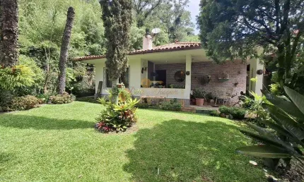 Casa para Venda em Teresópolis, São Pedro, 3 dormitórios, 1 suíte, 3 banheiros, 4 vagas