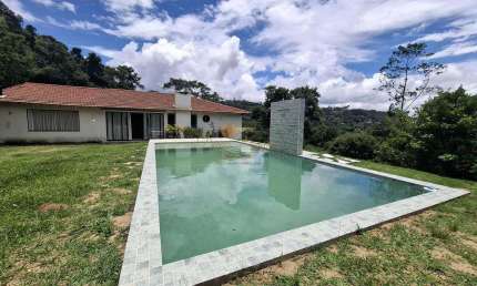 Casa para Venda em Teresópolis, Parque do Imbui, 4 dormitórios, 4 suítes, 4 banheiros, 3 vagas