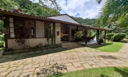 Sítio para Venda em Teresópolis, Cruzeiro, 8 dormitórios, 3 suítes, 5 banheiros, 7 vagas
