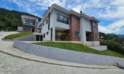 Casa em Condomínio para Venda em Teresópolis, Golfe, 3 dormitórios, 1 suíte, 3 banheiros, 2 vagas