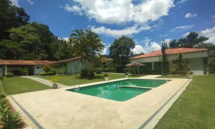 Sítio para Venda em Teresópolis, Três Córregos, 4 dormitórios, 1 suíte, 3 banheiros, 3 vagas