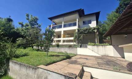 Casa para Venda em Teresópolis, Green Valley, 4 dormitórios, 1 suíte, 2 banheiros, 2 vagas