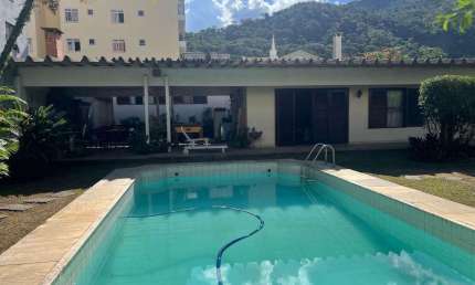 Casa para Venda em Petrópolis, Corrêas, 4 dormitórios, 1 suíte, 3 banheiros